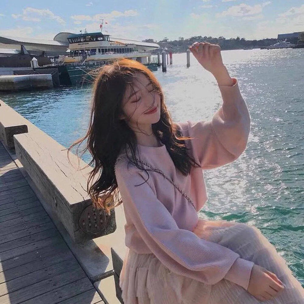 岸边露伴一动不动 真人剧